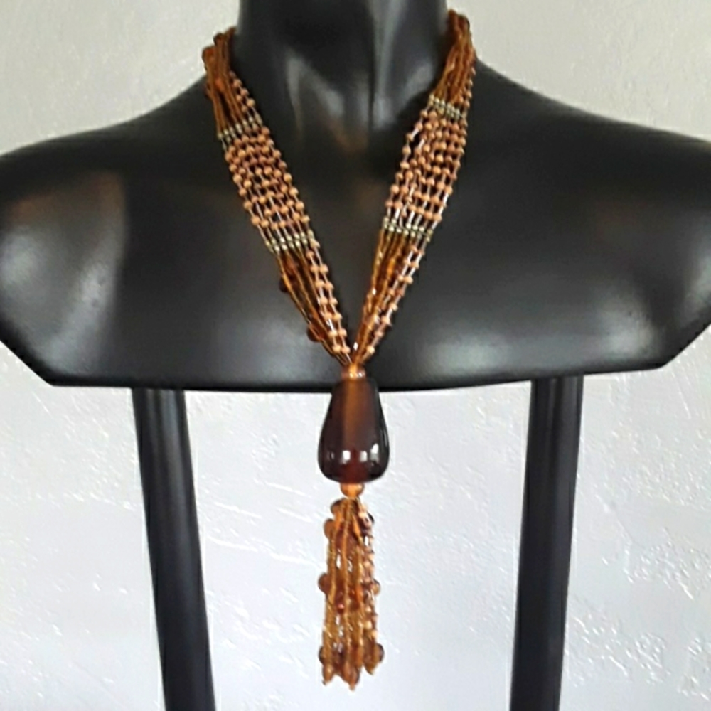 Glass bead adjustable necklace